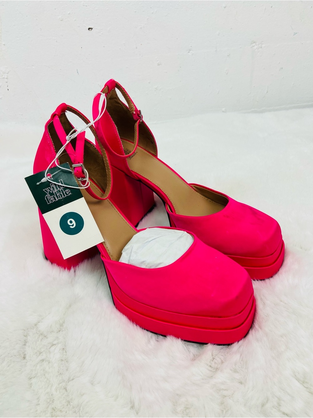 NWT wild fable Bianca Hot Pink satin Platform Ankle-Strap block Heels SZ 9